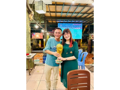 Mưa Rừng hân hạnh được phục vụ gia đình DVDA Hiền Mai, Đạo diễn Lê Văn Thảo và những người bạn