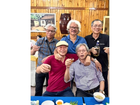 Nhà hàng Mưa Rừng hân hạnh được phục vụ quý khách là “Dân 15 C ĐHTL tụ họp ở Sg ngày 22.3.2025.” ❤️