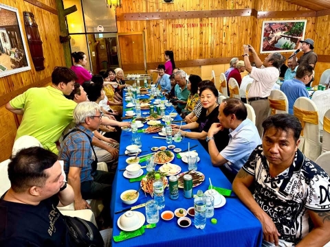 Nhà hàng Mưa Rừng hân hạnh được phục vụ quý khách là “Dân 15 C ĐHTL tụ họp ở Sg ngày 22.3.2025.” ❤️