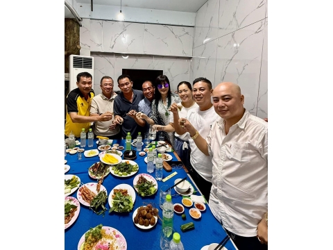 Nhà hàng Mưa Rừng hân hạnh được phục vụ sinh nhật anh Hoàng, DVDA Hiền Mai, Đạo diễn Lê Văn Thảo