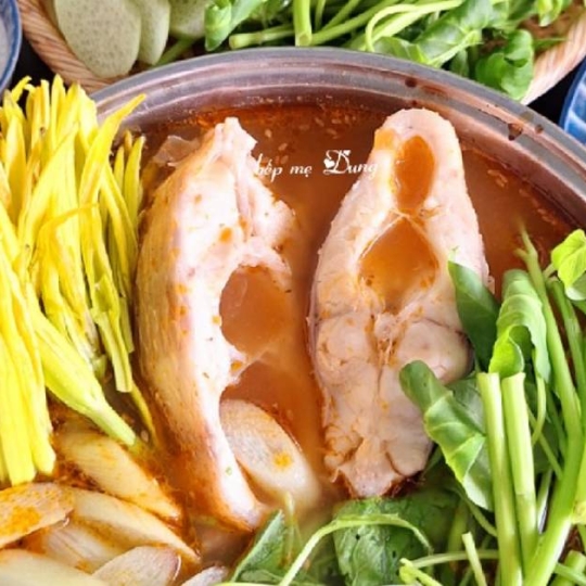 Lẩu cá diêu hồng nấu riêu - ngót