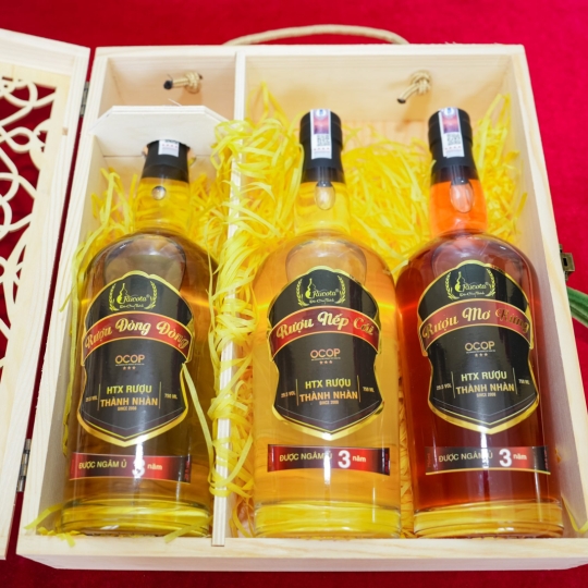 rượu thượng hạng mưa rừng