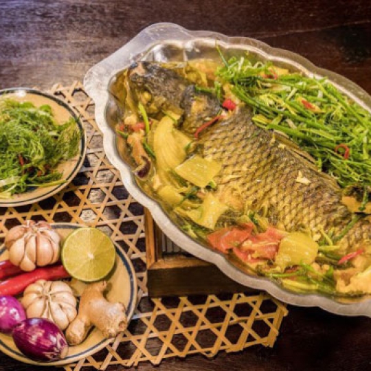 cá chép om dưa chua