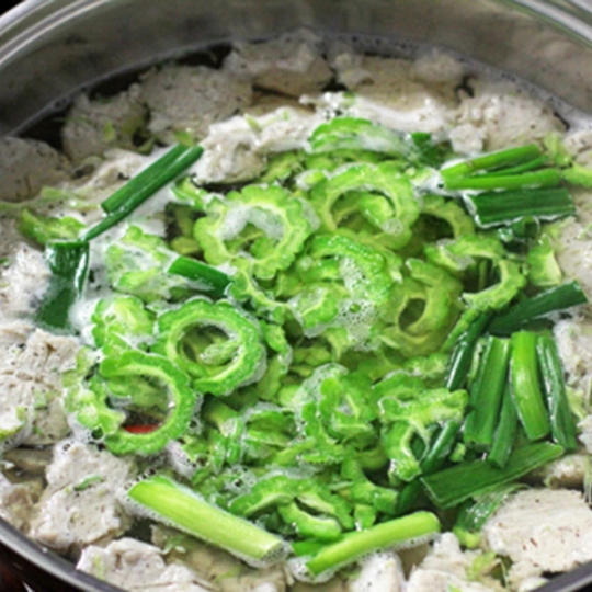 Lẩu Thác Lác Khổ Qua