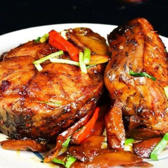 cá chép kho riền rục xương